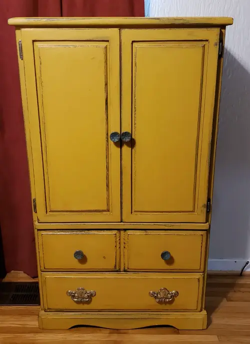 Dresser
